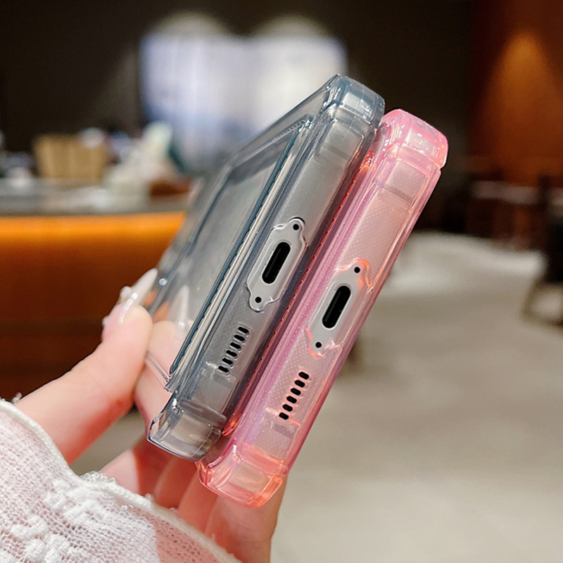 Telefoonhoesje van TPU met kaa - Samsung Galaxy S24 recensie en prijs